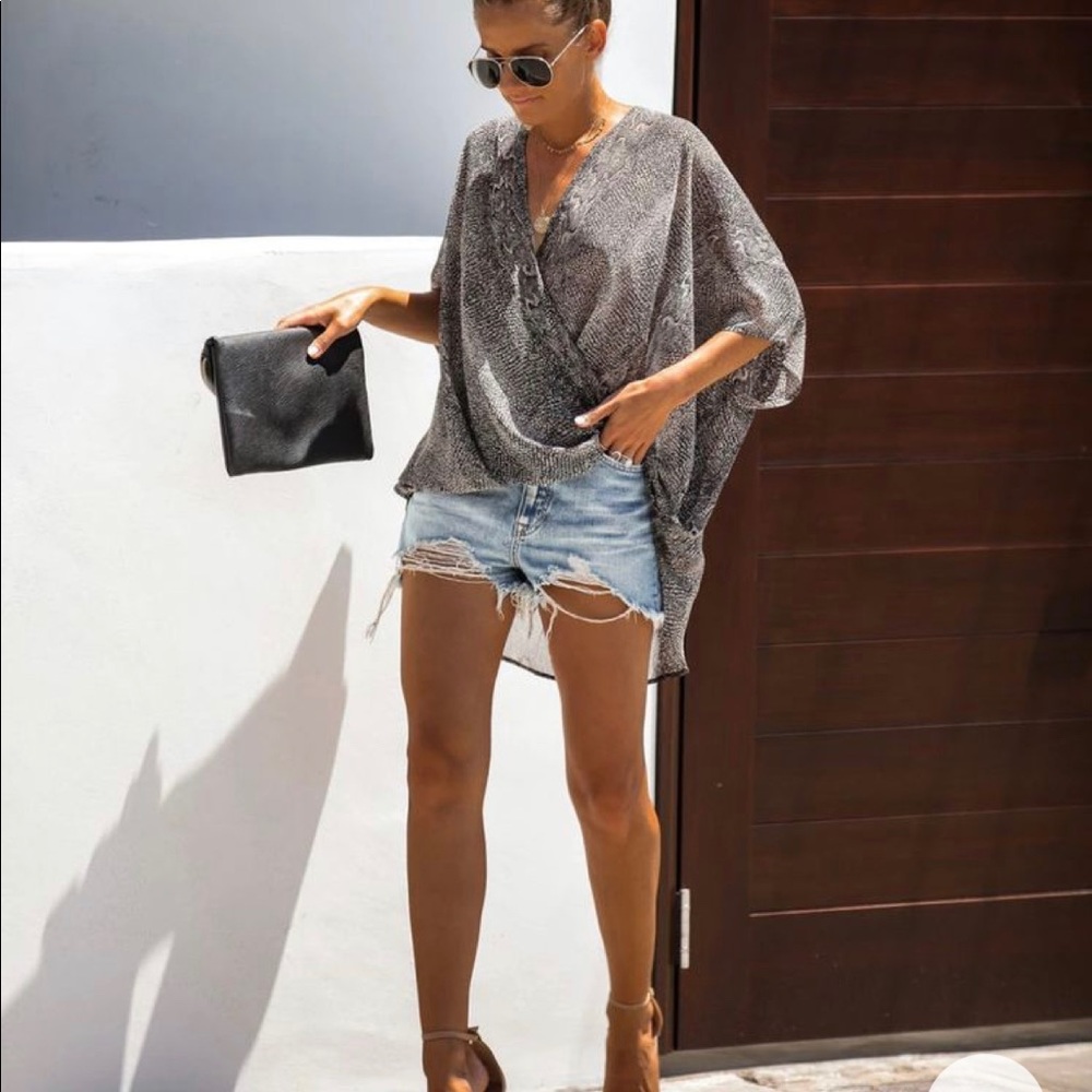 Sheer snakeskin-print high-low v-neck shirt